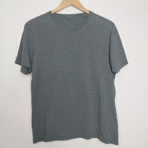 Uniqlo unisex grey t-shirt